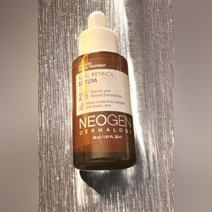 NIB Neogen Dermatology Real Retinol Serum 30ml / 1.01 fl oz